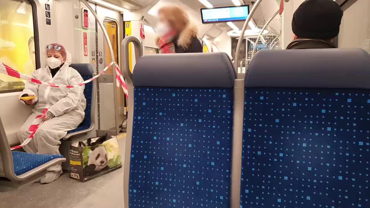 29.01.21 Flashmob Aktion in der Sbahn in München - Teil 2
