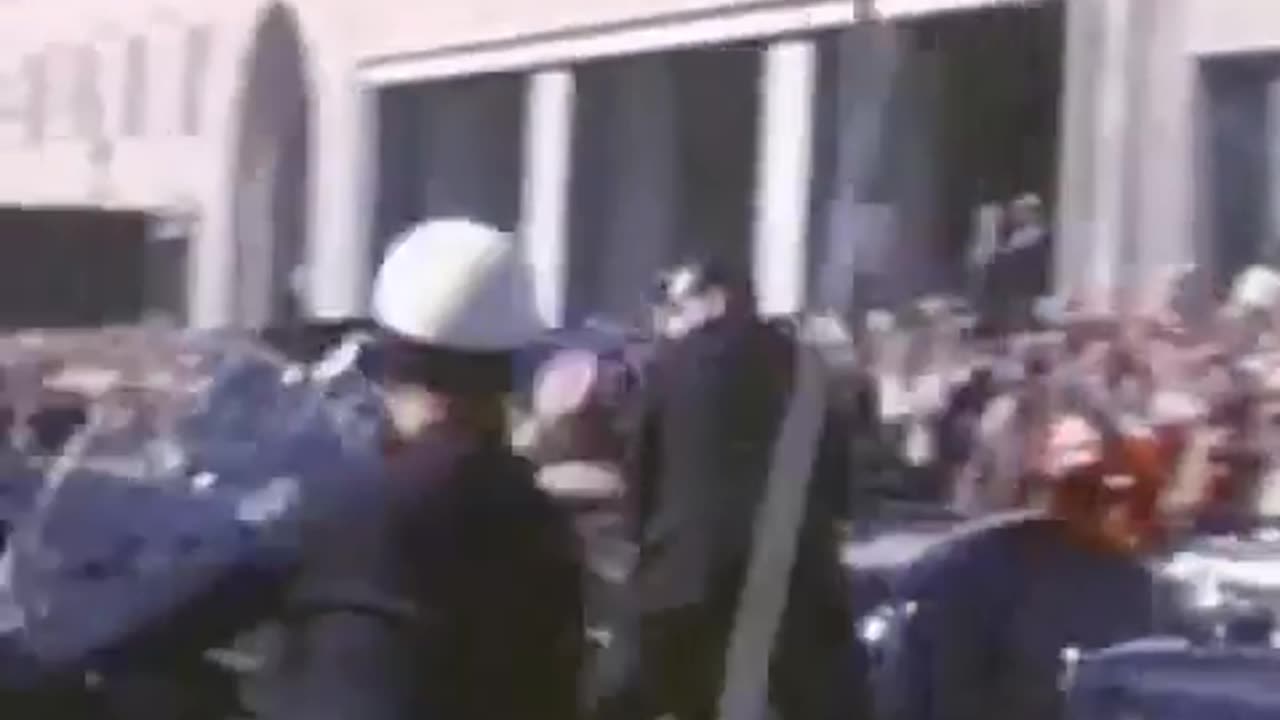 Evidence of Revision - Part 1 - The Assassination Of Kennedy And Oswald as Never Seen Before (2006)