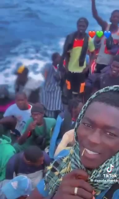 🚨 Africa invades Europe 🚨 Migration Traffic is Never in the Other Direction 🤔