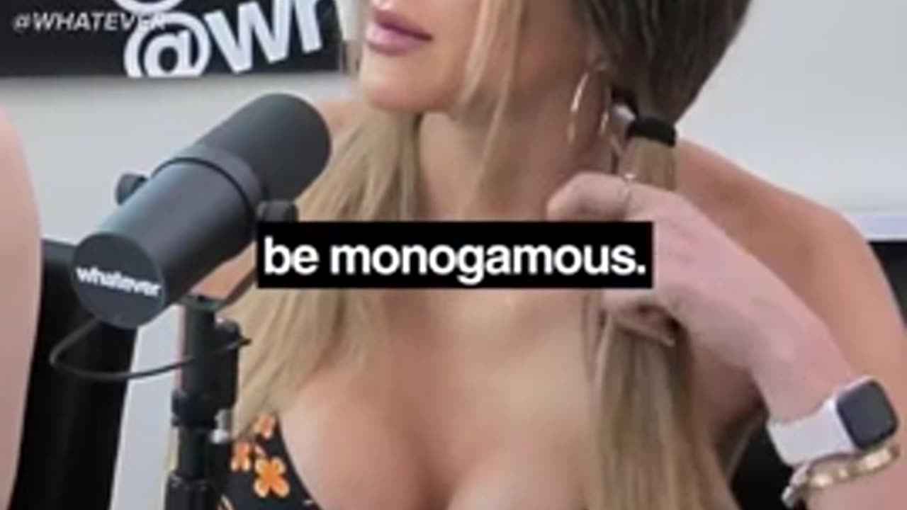 It'll never happen I don't know how this stupid woman is gonna get 3 husbands.mp4