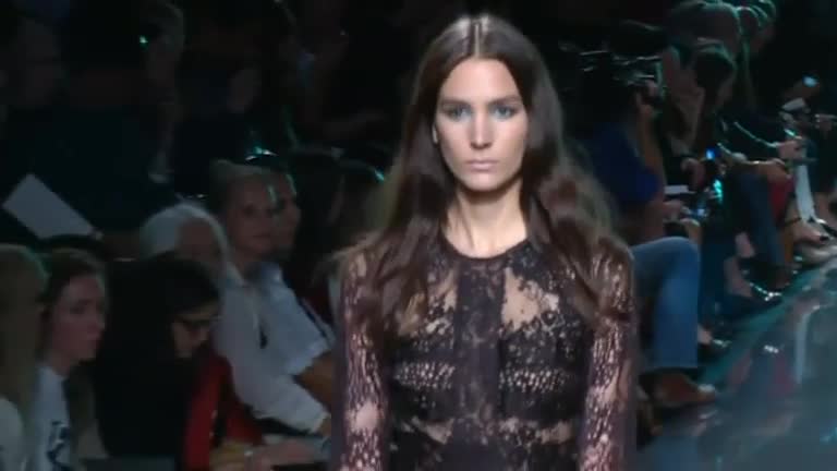 Elie Saab plunges into the deep blue at Paris Fashion Week