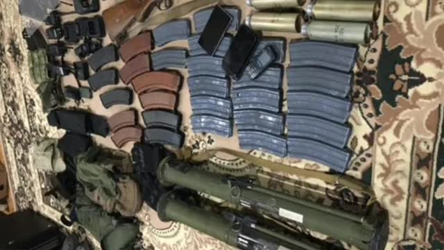 Изъятый арсенал оружия у Ахры Авидзба