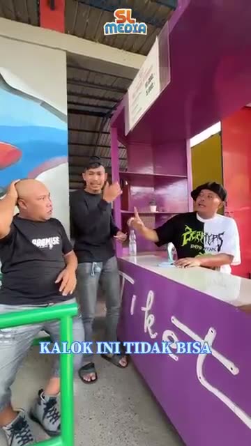 TUKIDI JADI PENJAGA TIKET