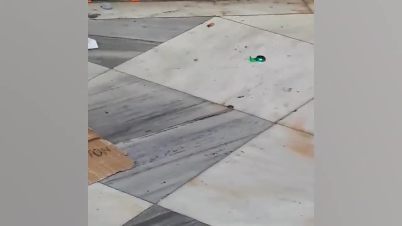 ΕΝΑ VIDEO ΣΟΚ ΓΙΑ ΤΗΝ ΑΚΑΔΗΜΙΑ ΑΘΗΝΩΝ- ΞΕΠΕΣΜΕΝΗ ΕΛΛΑΔΑ! ΧΩΡΙΣ ΠΝΕΥΜΑ