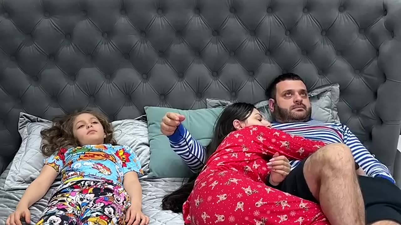 OMG He doesn’t want to sleep!😡 #shorts Best video by MoniLina