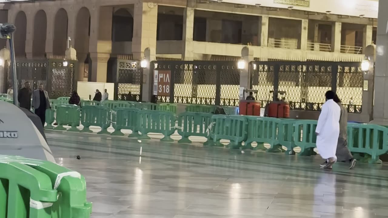 Workers of Masjid Nabawi