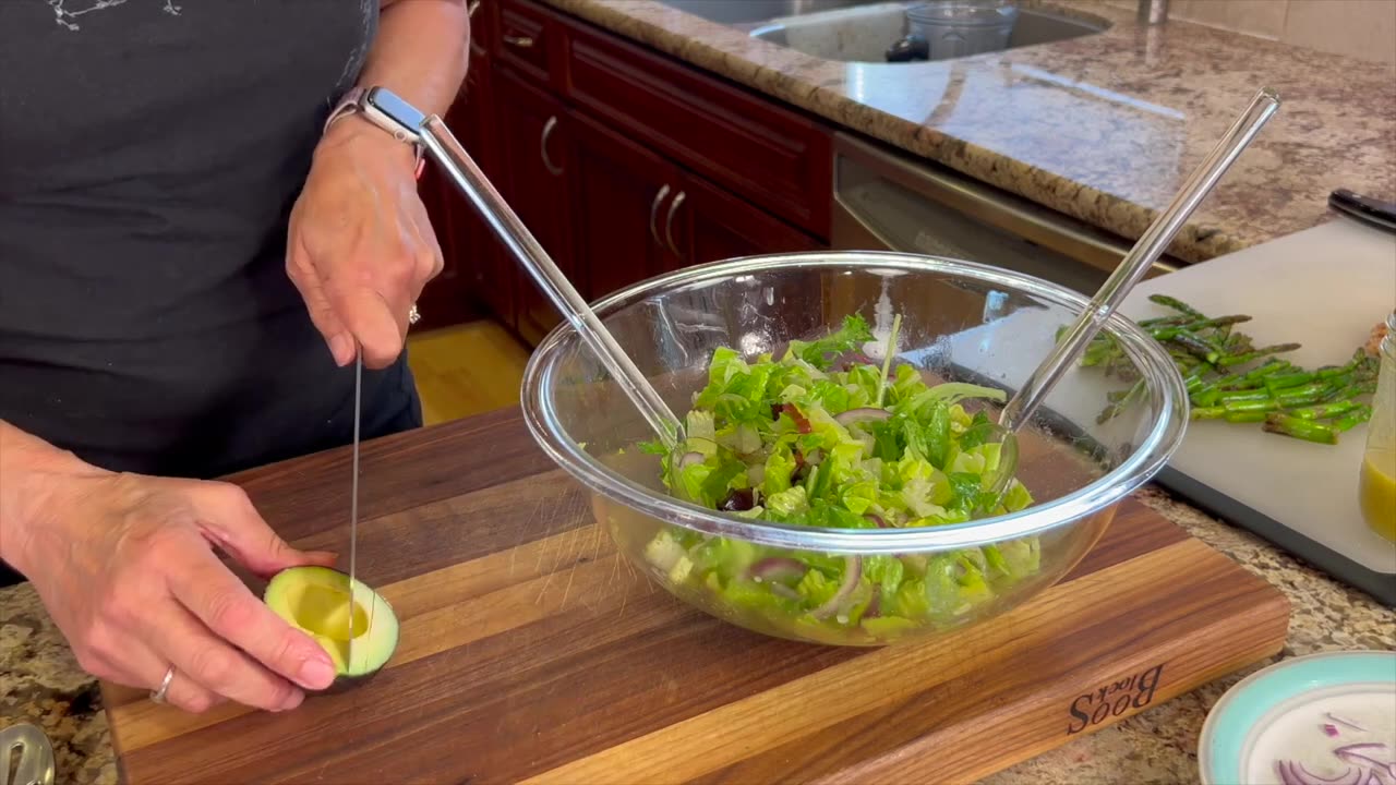 A Tastebud Delight: Mango Chicken Salad How-to