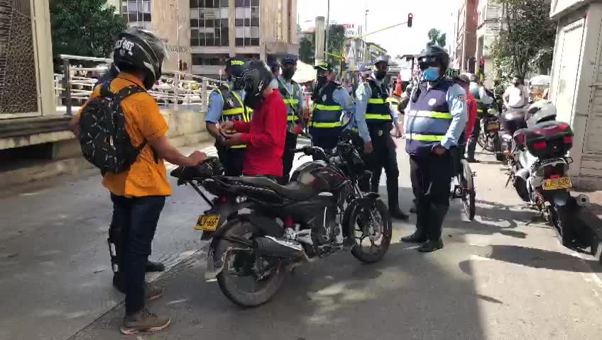 Cerca de 30 vehículos fueron inmovilizados este lunes