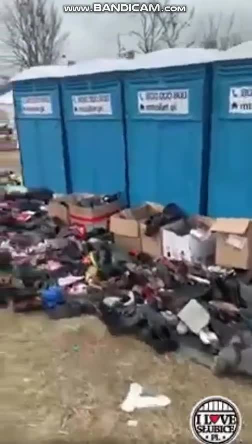 Dary dla Ukraińców do utylizacji. Pytanie co jest wożone w ciężarówkach?