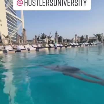 Tate TREATS ONLYFAN MODEL a trip to DUBAI😍😈