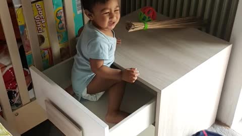 Baby funny video don't mess with these vedio
