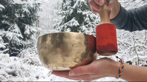 Singing bowl meditation video for stress relief