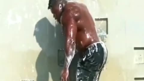 #Don't laugh and challenge a simple and funny collection