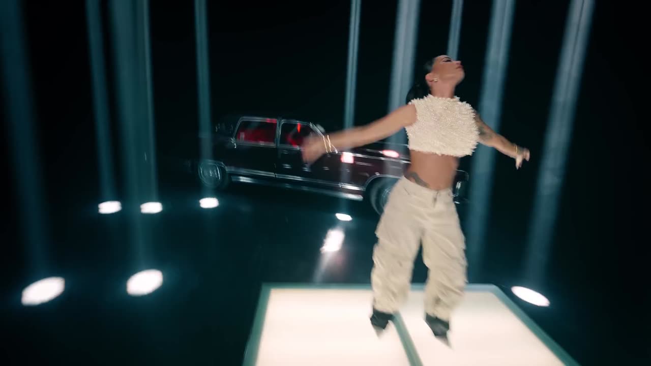 Dafina Zeqiri x 2TON - Qaj Qaj