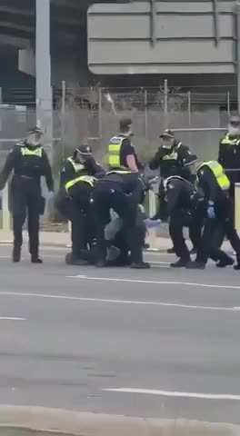 Police in Melbourne Victoria are killing people