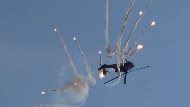 Fighter Helicopter __ Release Flare For Air Antimiss