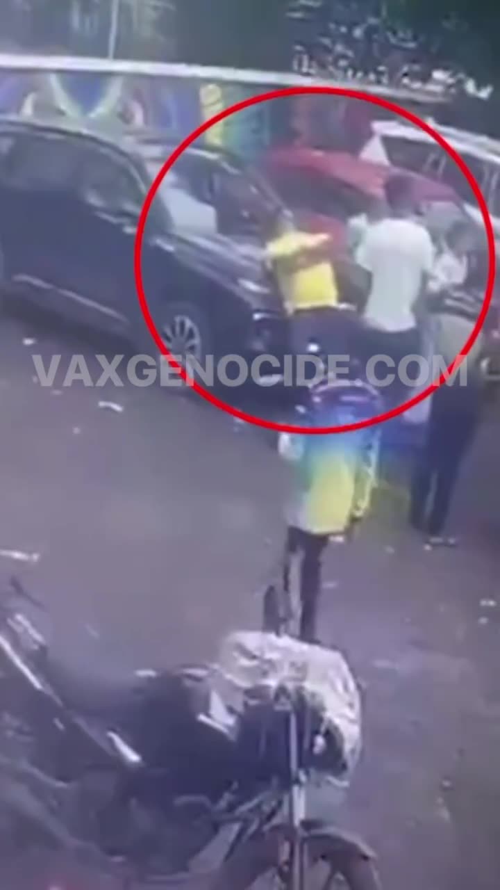 47-Year-Old Man Falls Over Dead In India - Sudden Adult Death Syndrome 💉(2024)