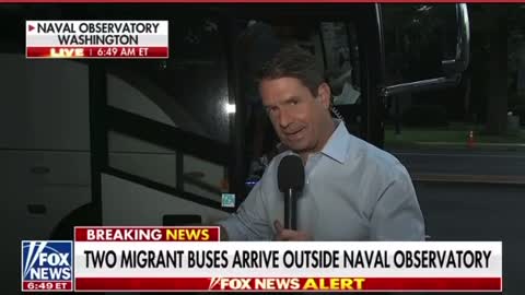 2 Buses of Migrants Arrive Outside of Kamala’s House.