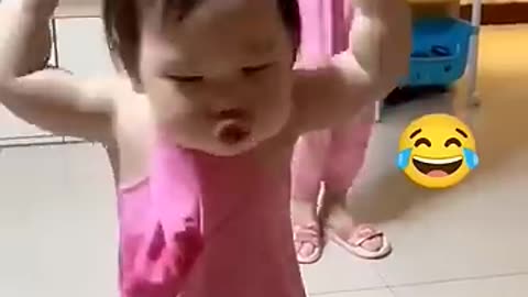 FUNNY BABY DANCING