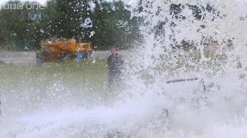 Crushing a car with water - Wild Weather with Richard Hammond- Episode 2 - BBC One