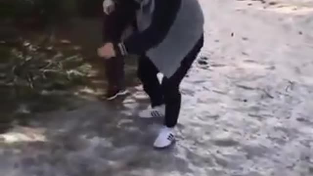 Slippery Ice Fails Very Funny