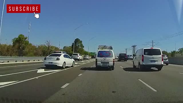 Worst Australian Drivers Compilation 25