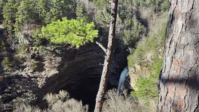 Cedar Falls - Petit Jean State Park