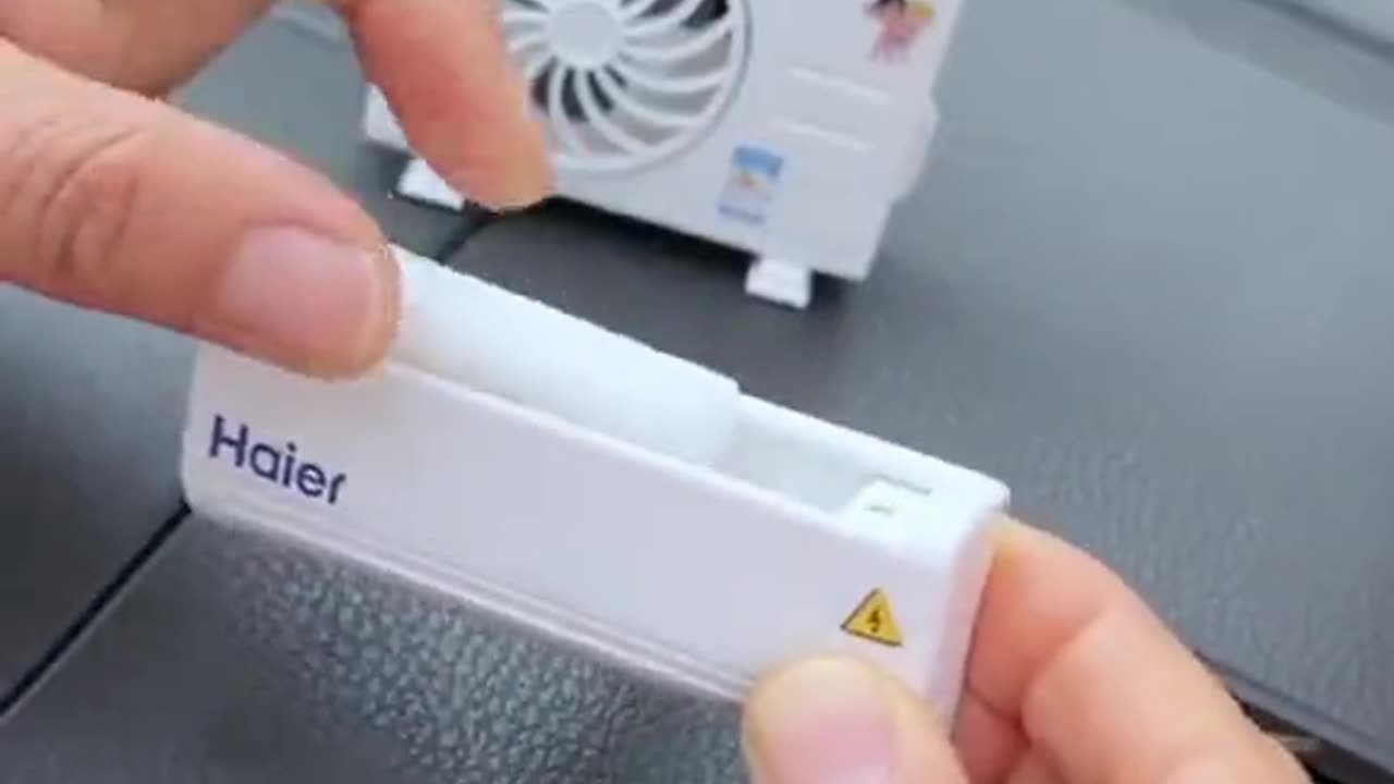 Mini air conditioner