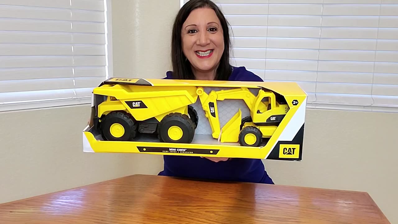 CAT Construction Vehicles Toys - Dump Truck and Excavator