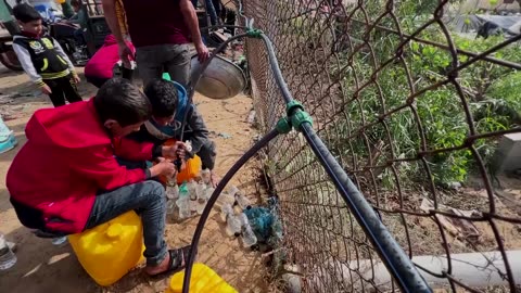 The difficult task of finding water in Gaza