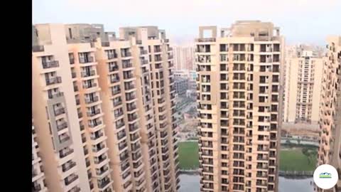 Gaur City 7th Avenue Ready to Move Flats