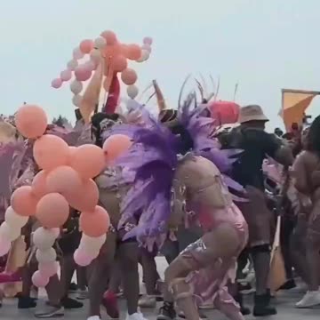 Mayor Olivia Chow spotted at Caribbean Carnival!