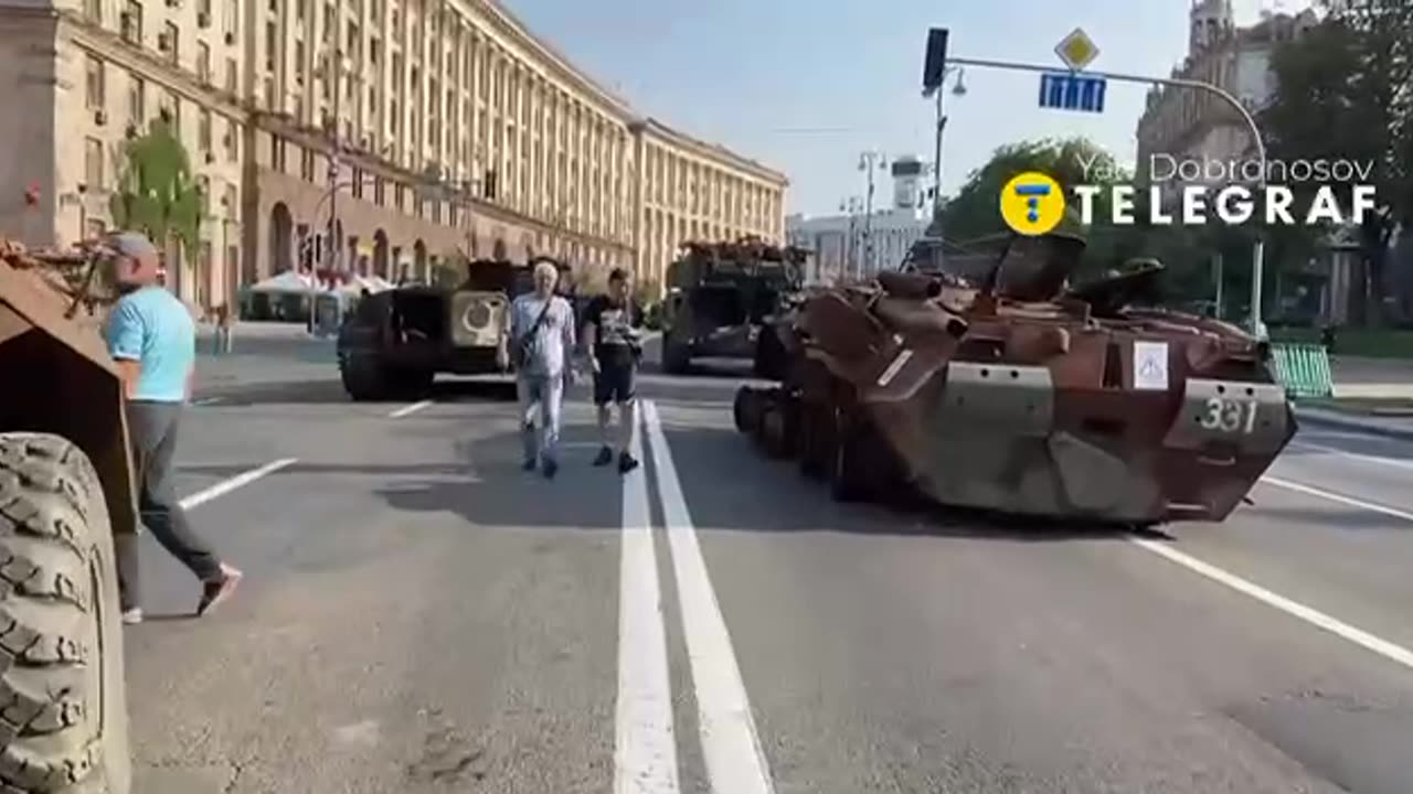 A Parade of Destroyed Russian Hardware in Ukrainian City For Independence Day