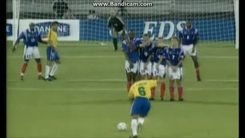 Roberto Carlos famous free kick