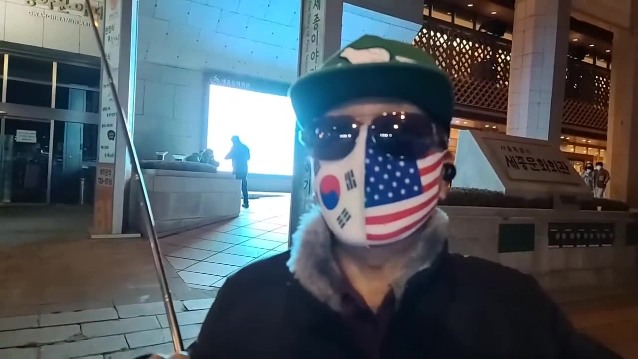 20210225_V3_S01(pbY34rdd5kY)대한민국은 탈원전! 북한에는 원전상납! 반미시위자들에게 일침을!