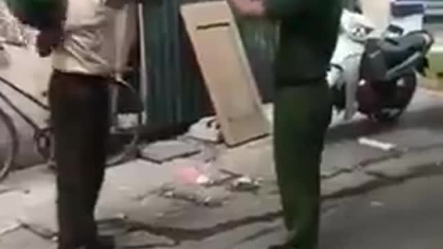 When An Old Vietnamese Man Not Wearing Mask