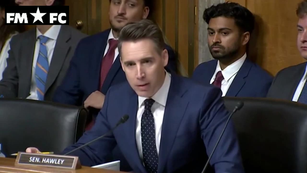 Senator Josh Hawley slams Dr Robert Garry for his COVID origins paper