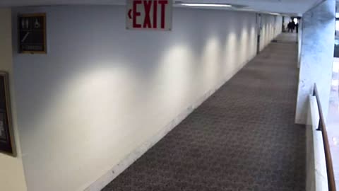 1469HSOB02SH211Hallway_2021-01-06_14h40min01s857ms.mp4