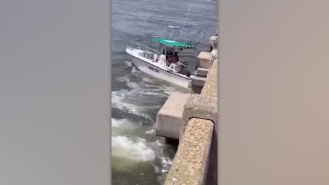 Idiots In Boats Caught On Camera