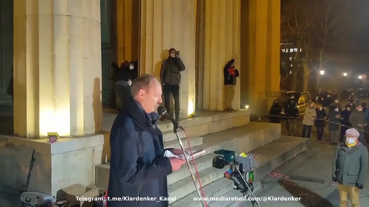 LeuchtturmARD. Weil es gerade passend ist. Reupload.