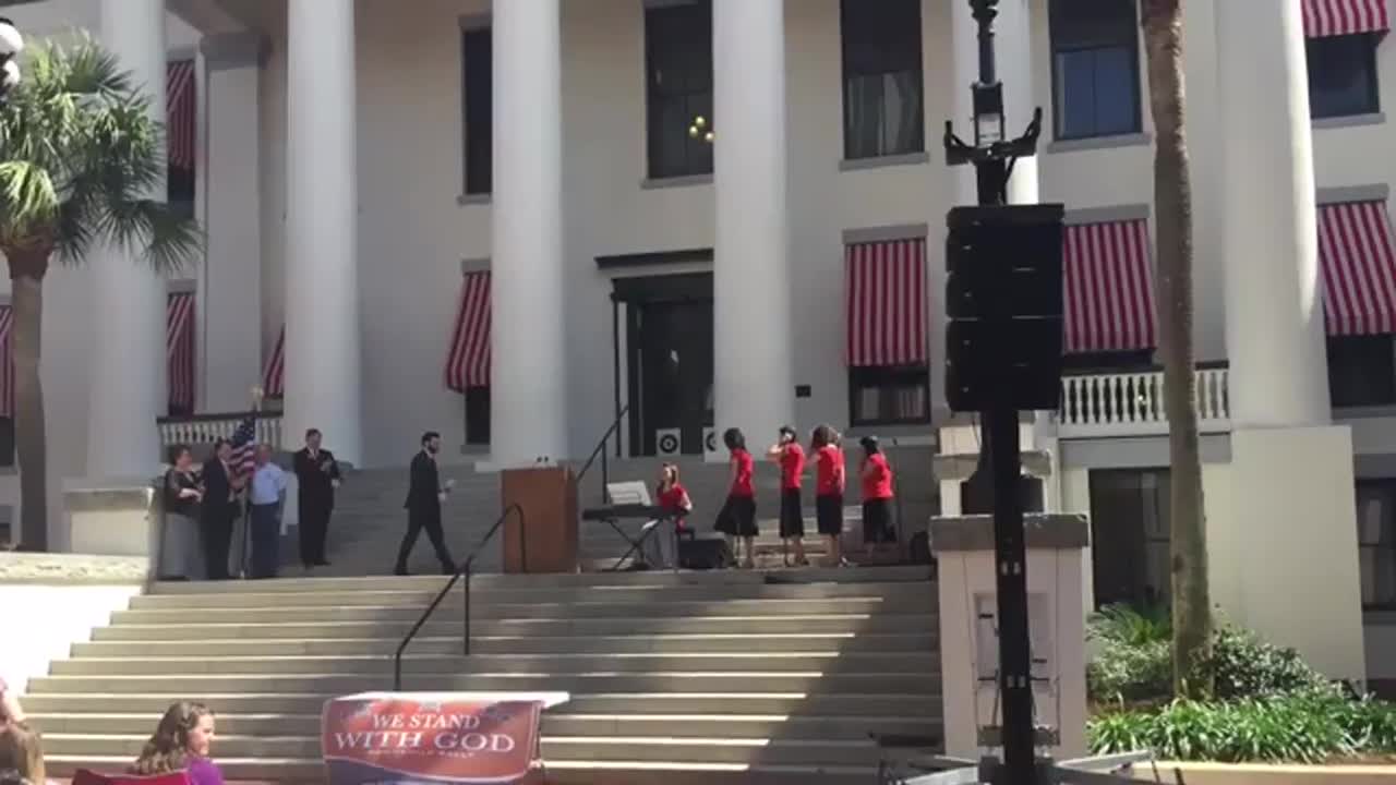 2016 Christians gather at the capitol in Tallahassee