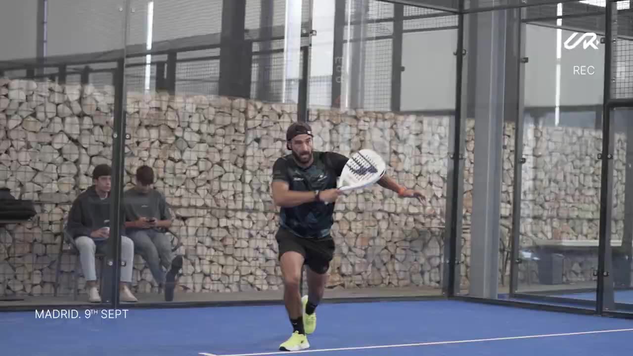 I played against the best padel player in the world! Who won?