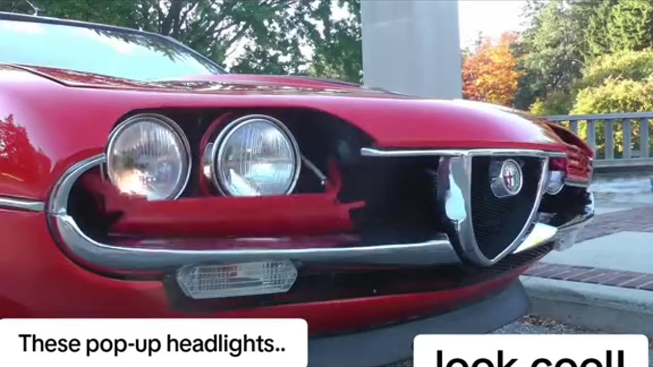 These pop-up headlights look cool!