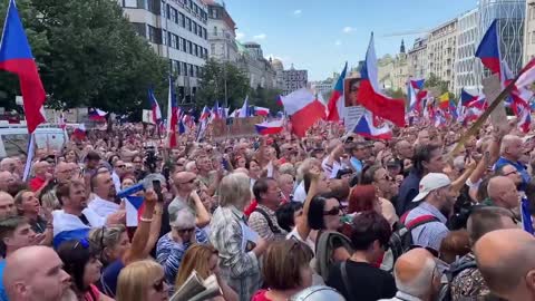 "This (Ukraine) war is not our war" — anti-gov rallies are taking place in Prague with 70K people