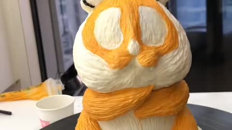 I haven't worked with cream for a long time. so i make a little tiger cake for you guys