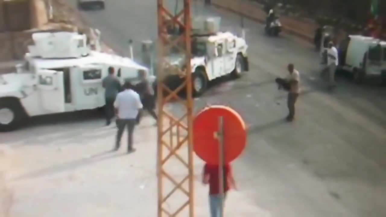 Vídeo terroristas del Hezbolá coaccionando a los Cascos Azules de la ONU en el sur del Líbano