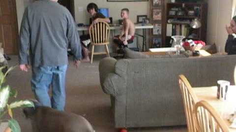 2011 - Dylan hiding