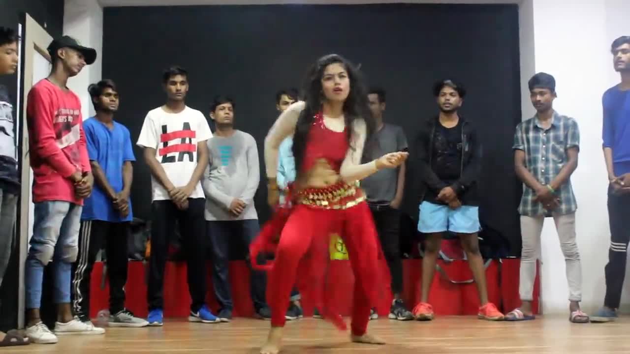 'DILBAR' -- Hot Dance Cover -- Nora Fatehi -- Neha Kakkar