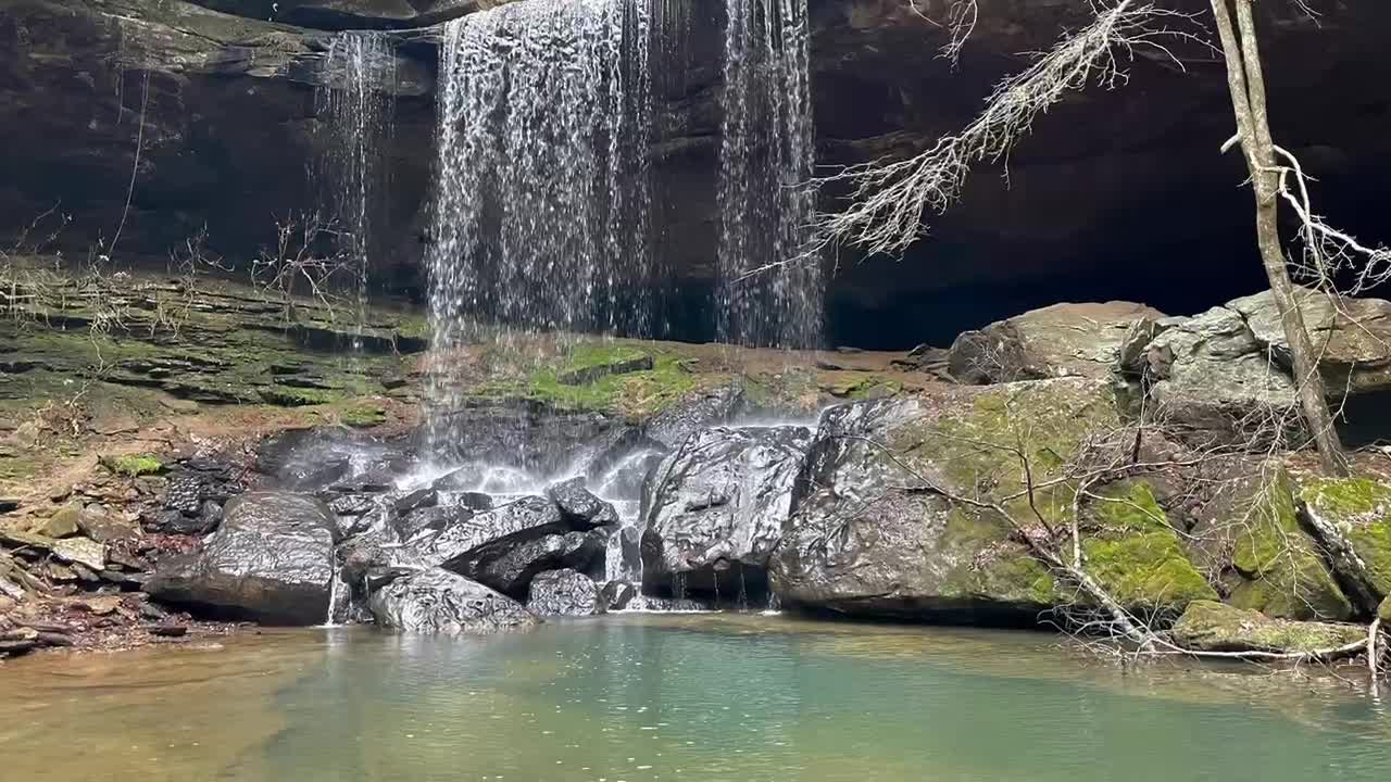 Sougahoagdee Falls