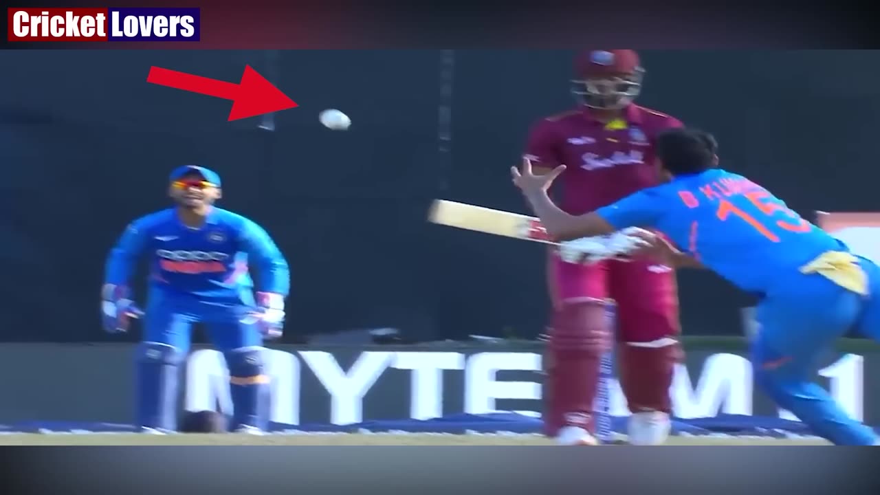 20 Best Caught _ Bowled In Cricket Ever 😲